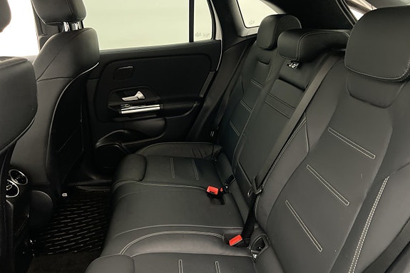 Mercedes-Benz EQA350 14 of 27