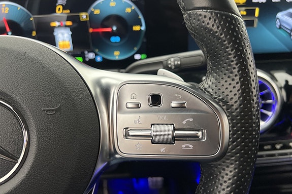 Mercedes-Benz EQA350 23 of 27