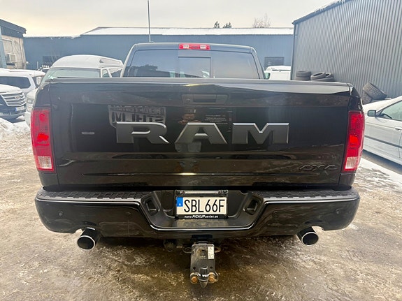 Dodge RAM 1500 3 of 5