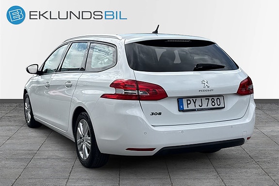 Peugeot 308 7 of 17