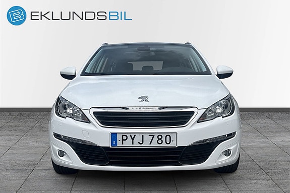 Peugeot 308 2 of 17