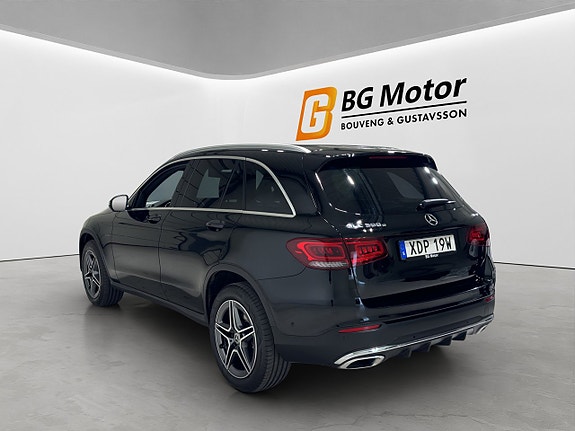 Mercedes-Benz GLC300 e 7 of 20