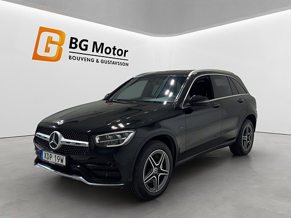 Mercedes-Benz GLC300 e 9 of 20