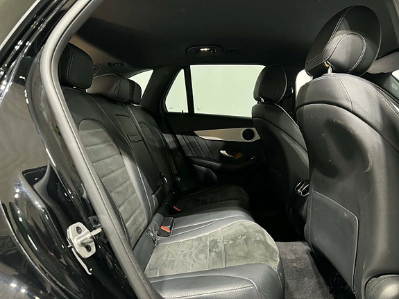 Mercedes-Benz GLC300 e 12 of 20