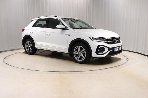 Volkswagen T-Roc 3 of 5