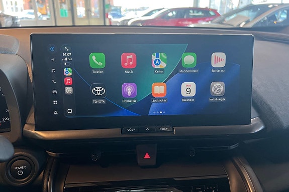 Toyota C-HR 13 of 20