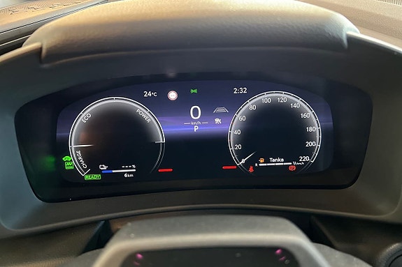 Toyota C-HR 14 of 20