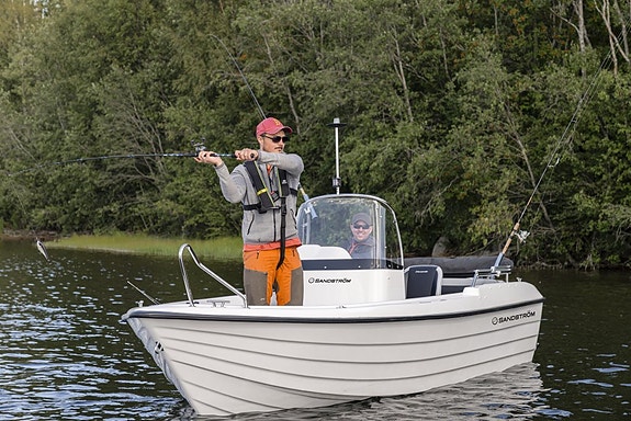 Sandström CLASSIC 565 med Honda 60hk * NY MODELL 2026