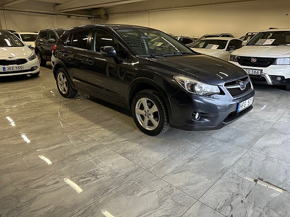 Subaru XV 2 of 5