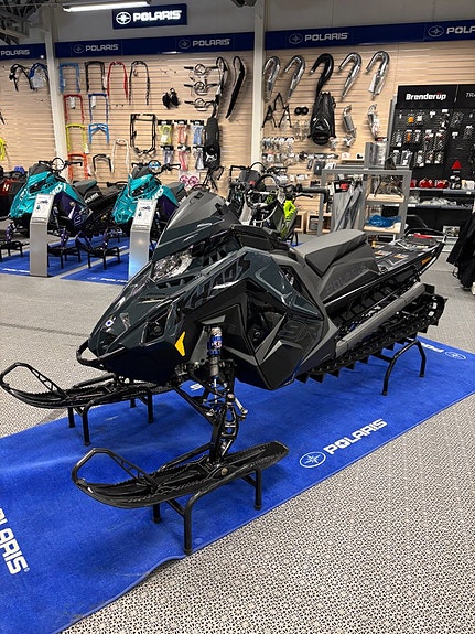 Polaris 9R 146 2026 DEMO 7 KM ABRIS MORA KÖP ONLINE