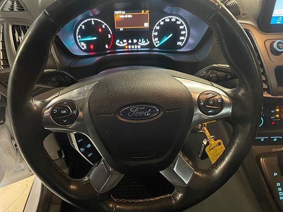 Ford Transit Connect 13 of 15