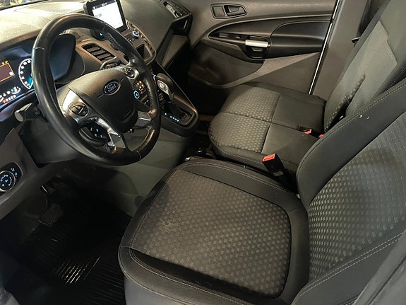 Ford Transit Connect 10 of 15