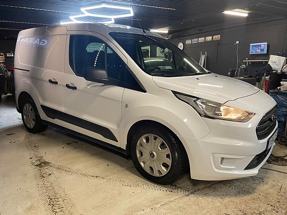 Ford Transit Connect 6 of 15