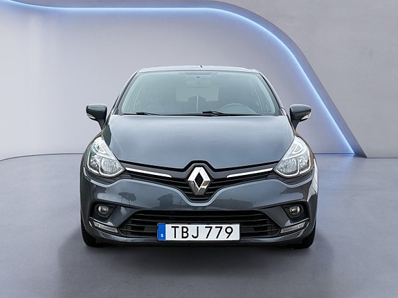 Renault Clio 8 of 20