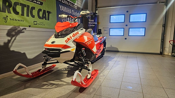 Ski-Doo Backcountry X-RS 850  146