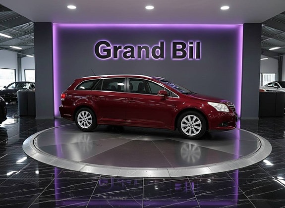 Toyota Avensis 3 of 5