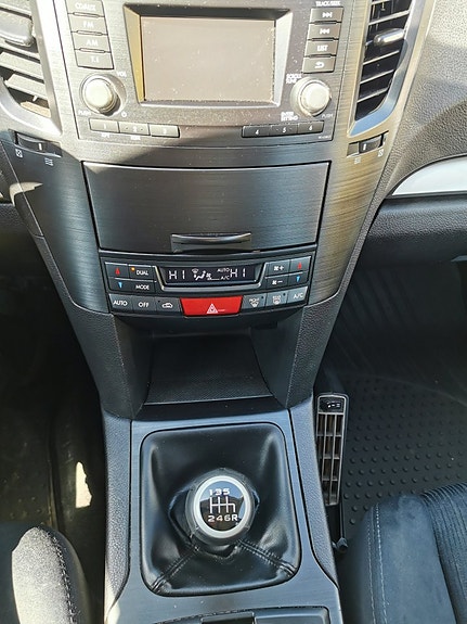 Subaru Legacy 11 of 11