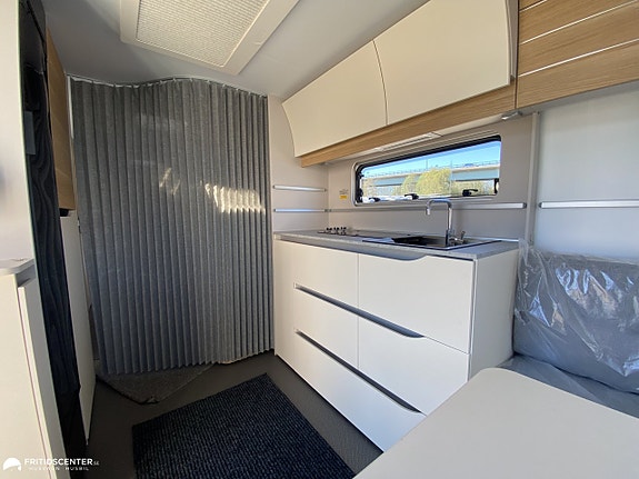 Adria Adora 753 UK *Barnkammare / AC på köpet* Ränta 3.95%* 9 of 21