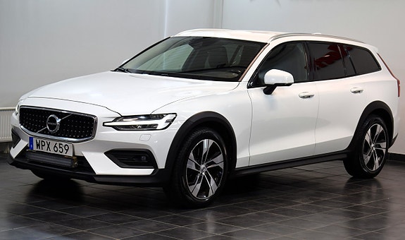 Volvo V60 Cross Country 5 of 5