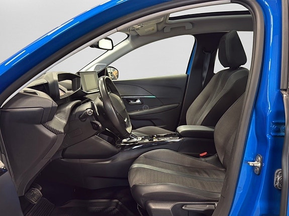 Peugeot 208 7 of 14