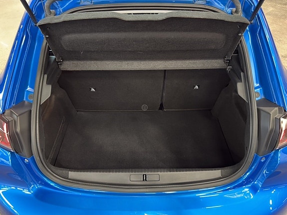 Peugeot 208 13 of 14