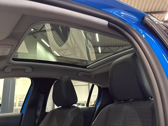 Peugeot 208 14 of 14