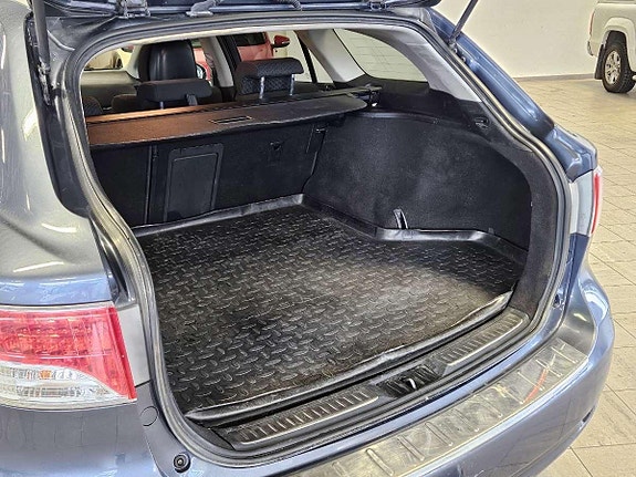 Toyota Avensis 11 of 15