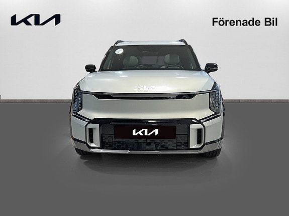 Kia EV9 7 of 24