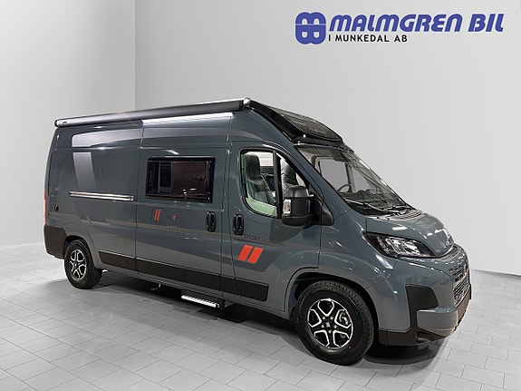 CHALLENGER V114 SPORT AUTOMAT ADAPTIV FARTHÅLLARE 599cm PANORAMA