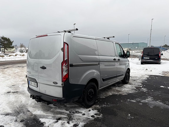 Ford Transit Custom 5 of 5