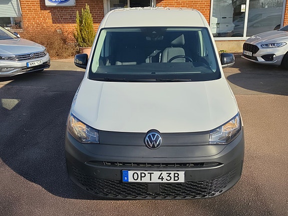 Volkswagen Caddy Maxi 2 of 5