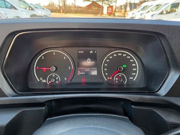 Volkswagen Caddy Maxi 22 of 23
