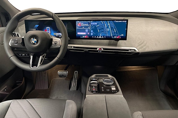 BMW iX 7 of 19