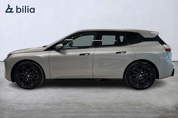 BMW iX 3 of 19