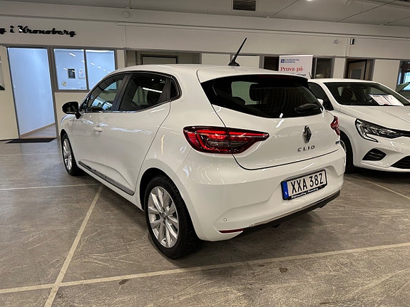 Renault Clio 4 of 5