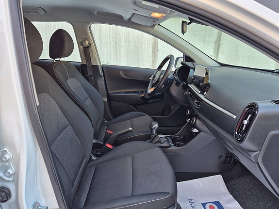 Kia Picanto 6 of 9