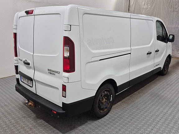 Renault Trafic 4 of 9