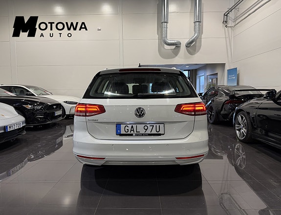 Volkswagen Passat 5 of 5