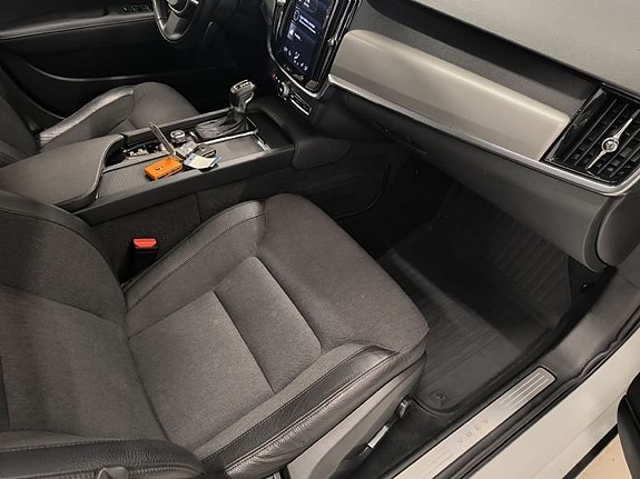 Volvo V90 10 of 10