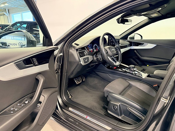 Audi A4 5 of 21