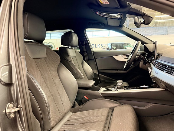 Audi A4 10 of 21