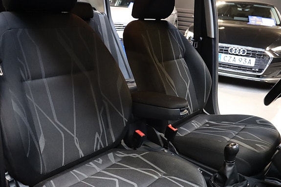 Skoda Fabia 14 of 21