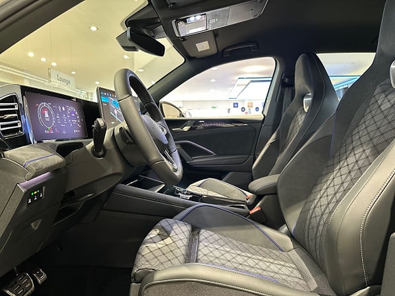 Volkswagen Tiguan 10 of 18