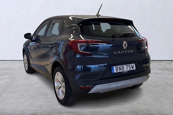 Renault Captur 4 of 5