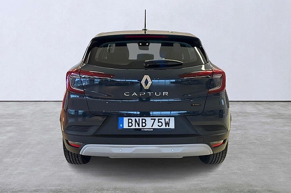 Renault Captur 5 of 5