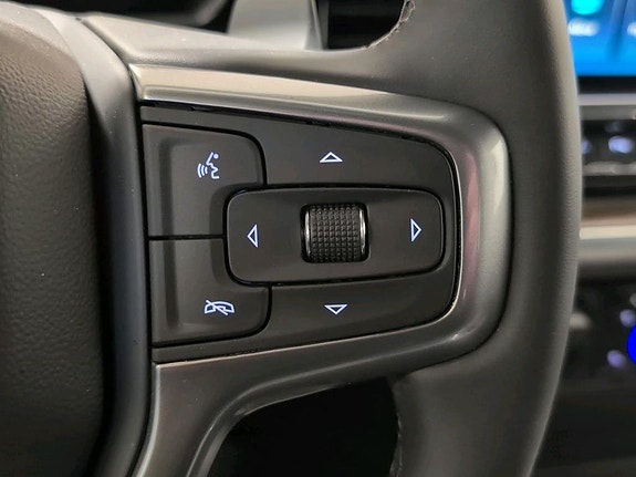 Chevrolet Silverado 1500 16 of 22