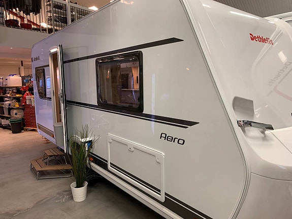 Dethleffs 470 FR Dubbelbädd Ny husvagn till kampanjpris!!