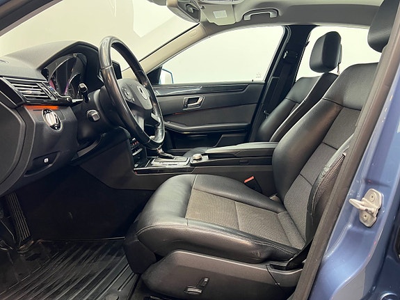 Mercedes-Benz E250 19 of 23