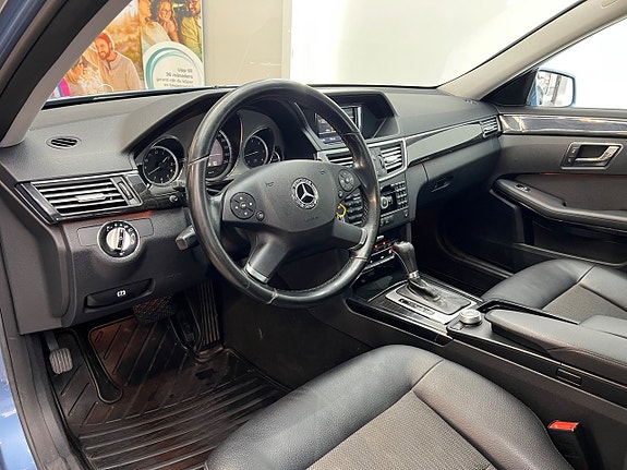 Mercedes-Benz E250 14 of 23