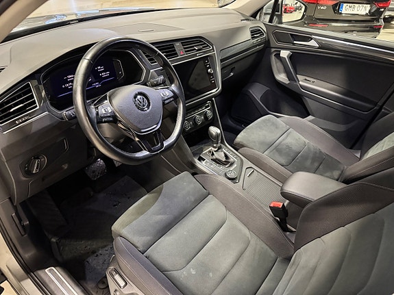 Volkswagen Tiguan 7 of 30